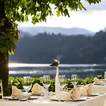 グランド トプリツェ スモール ラグジュアリー ホテルズ オブ ザ ワールド ホテル ブレッド