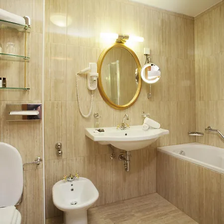 Grand Toplice - Small Luxury Of The World מלון בלד